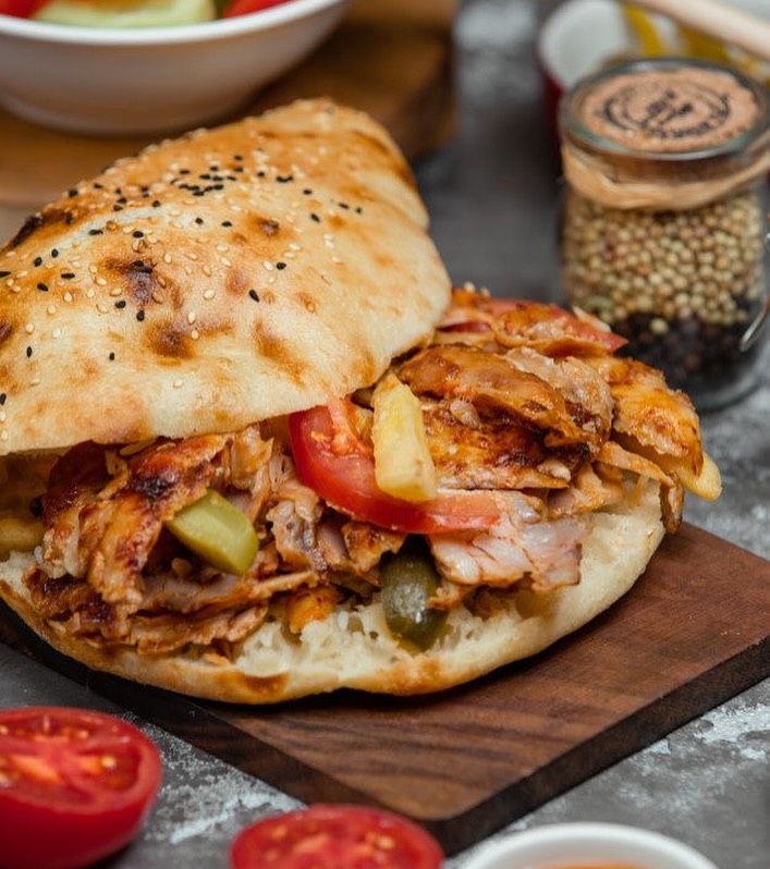 Döner, Adana Tatlıses Instagram hesabından
